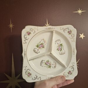 Vintage hand-painted Japanese porcelain divided trinket dish